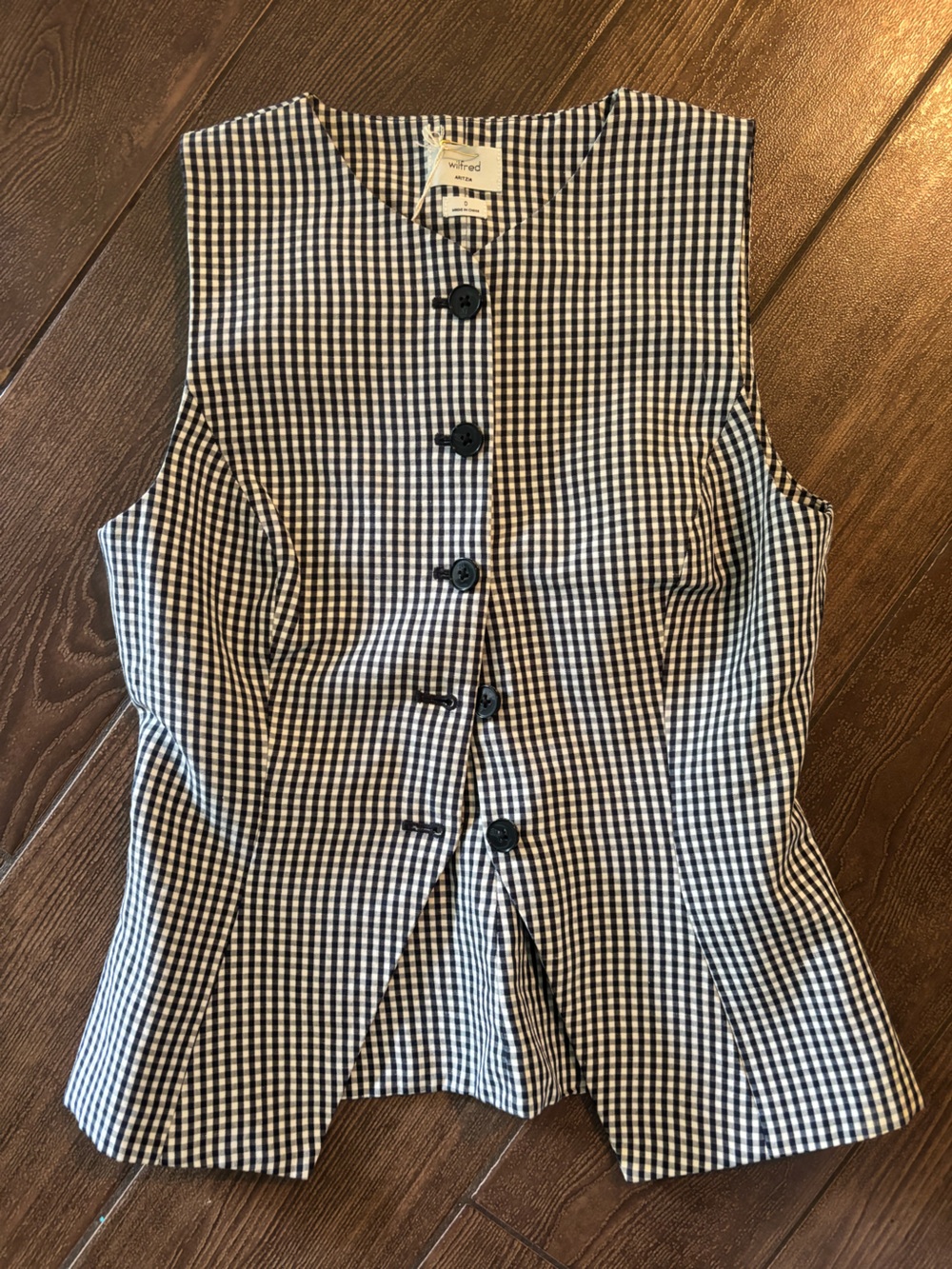 NWT Aritzia Regal Vest- Light Birch/Admiral 0